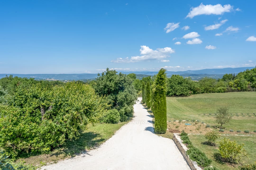 60 - Bastide des Magnans: Villa: Exterior