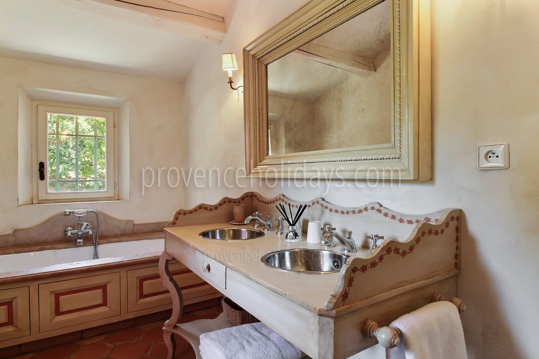 26 - Villa Ondine: Villa: Bathroom