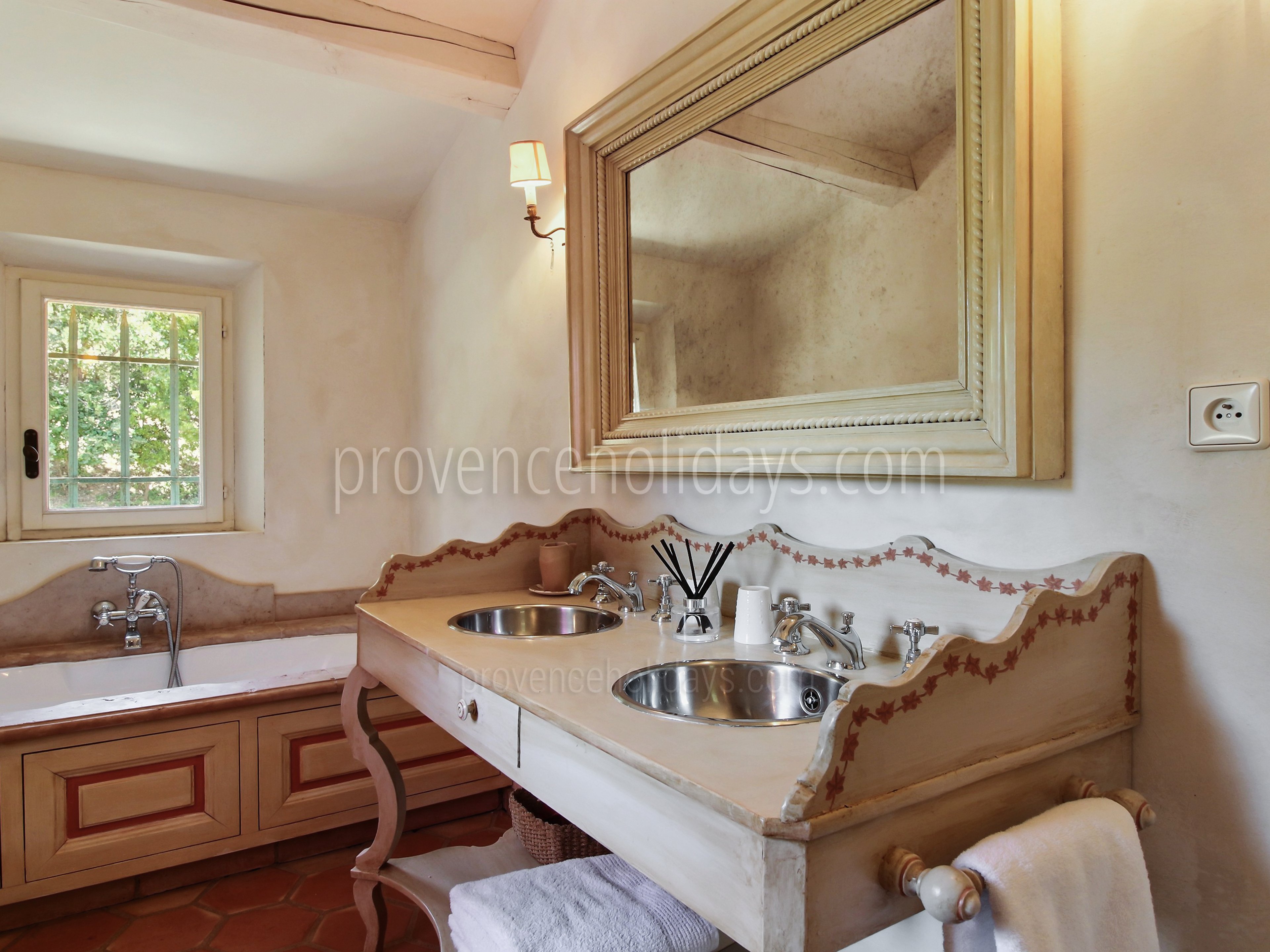 26 - Villa Ondine: Villa: Bathroom