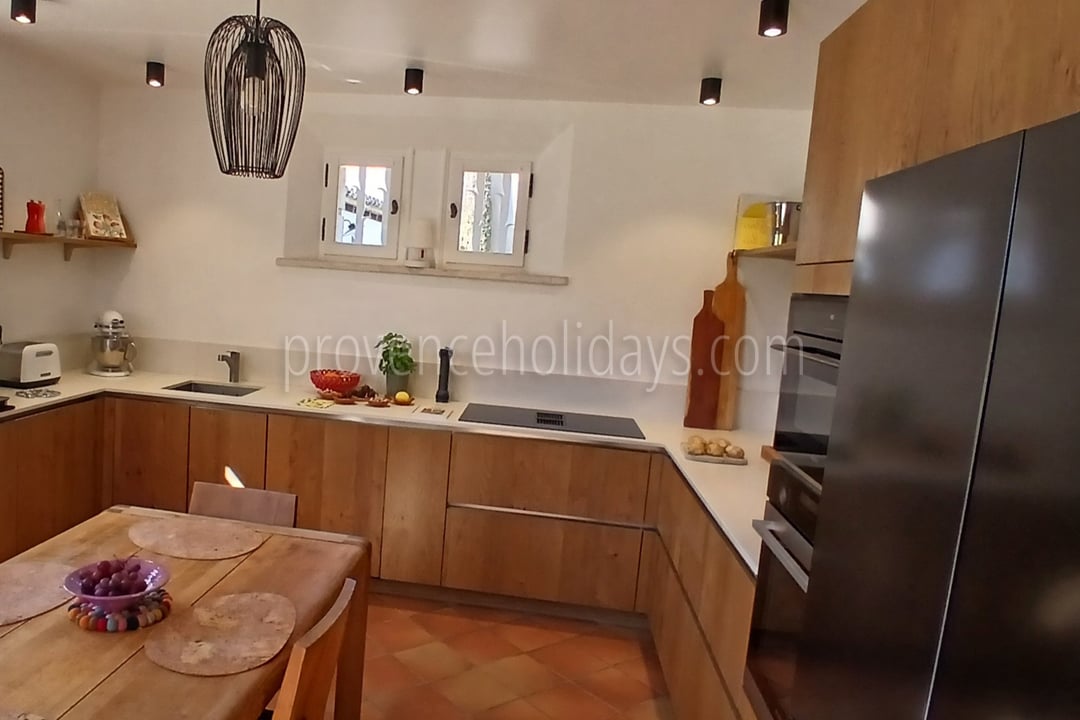 16 - Mas du Sud: Villa: Interior