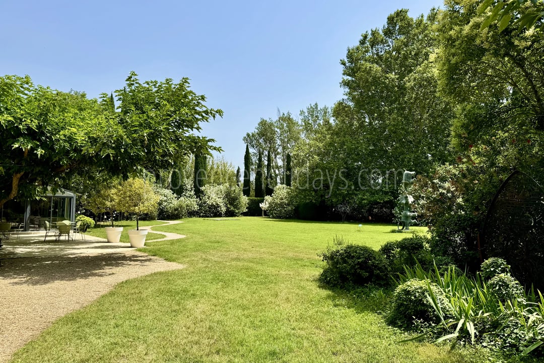 7 - Bastide in L\'Isle-sur-la-Sorgue: Villa: Exterior