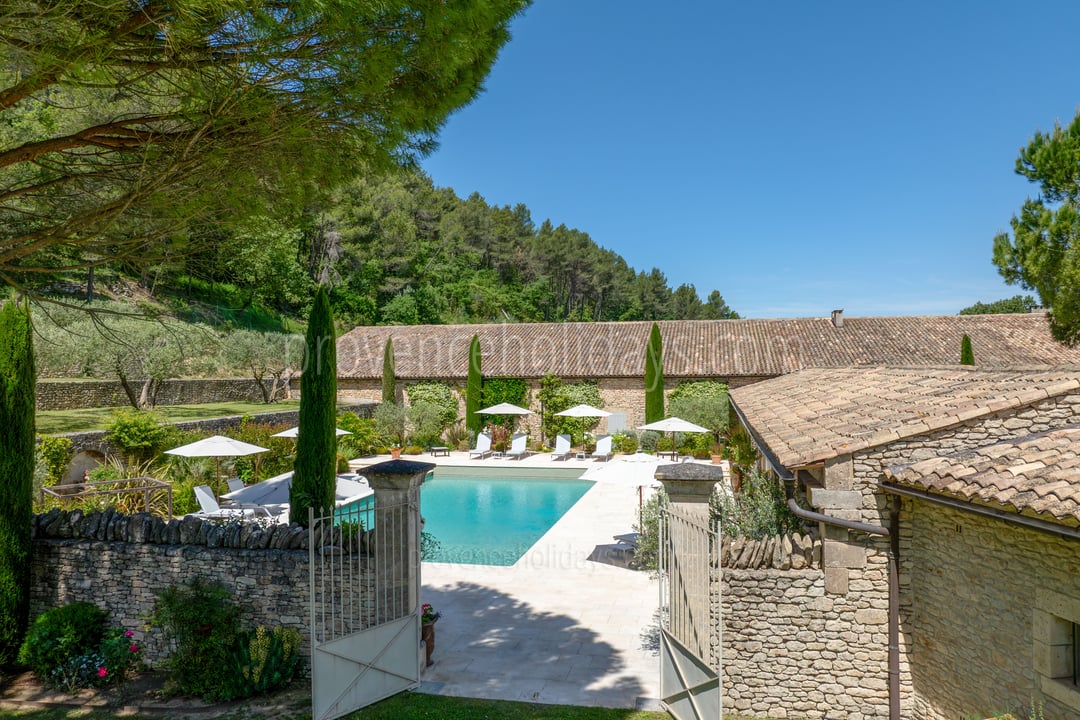 15 - Le Mas de Goult (24): Villa: Pool
