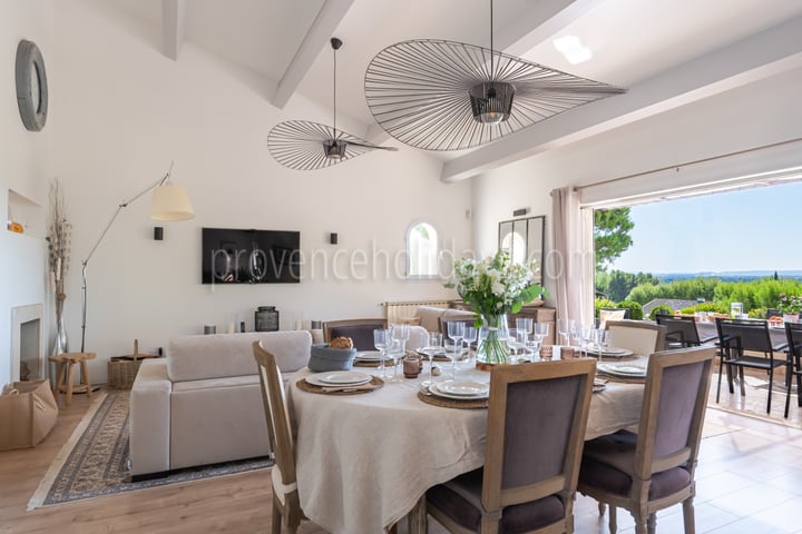 40 - La Pinède: Villa: Interior