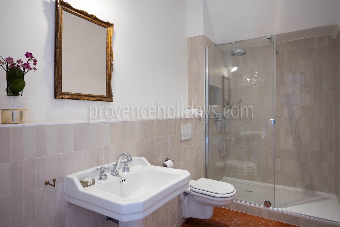 13 - Domaine Ora: Villa: Bathroom