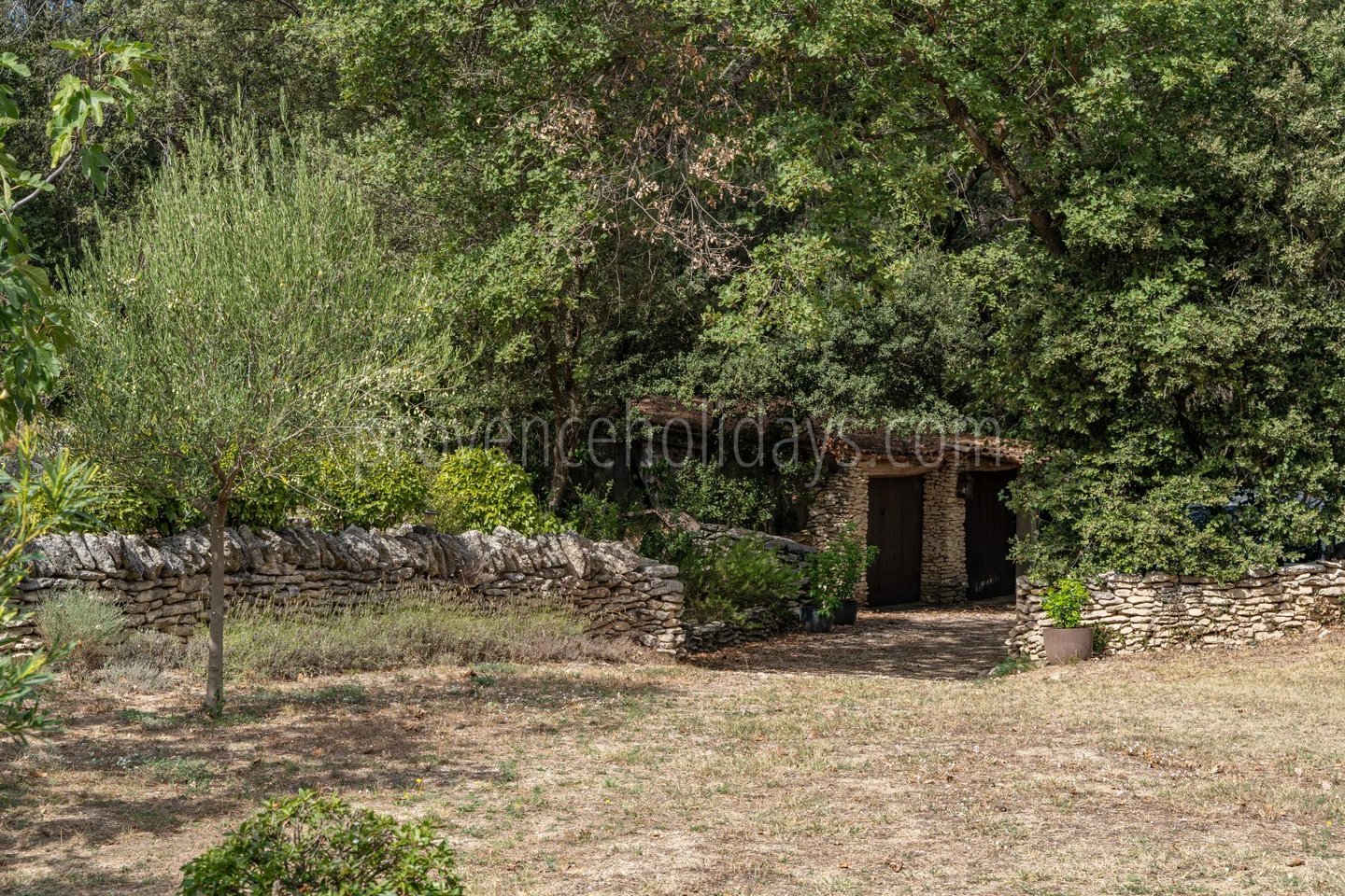 33 - Stenen huis in Ménerbes: Villa: Exterior