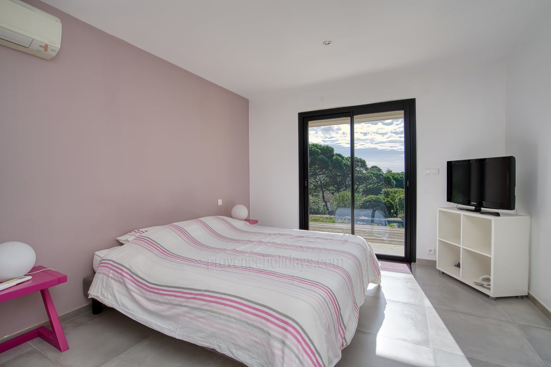 9 - Villa Arcadia: Villa: Bedroom