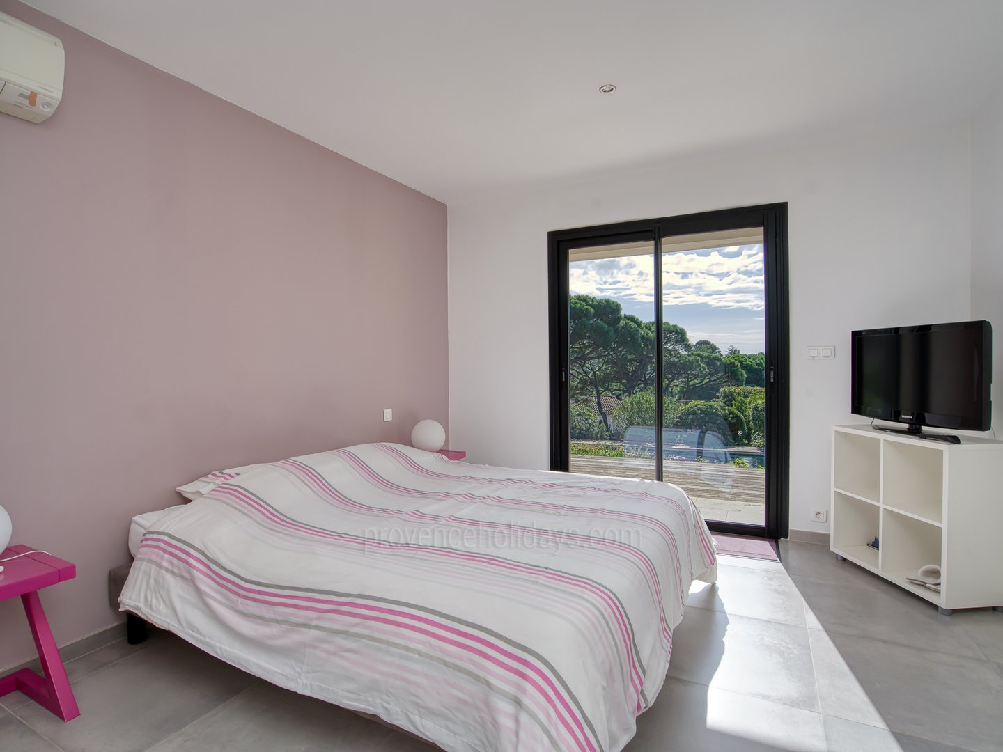 9 - Villa Arcadia: Villa: Bedroom
