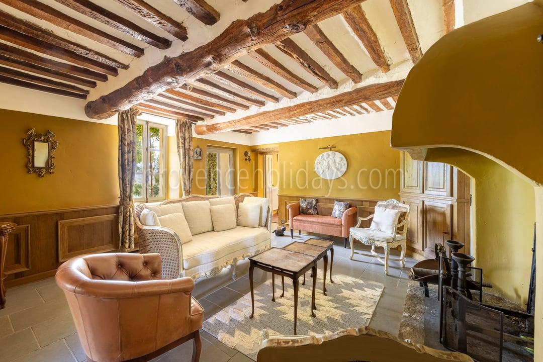 11 - La Grande Bastide d\'Ocre: Villa: Interior