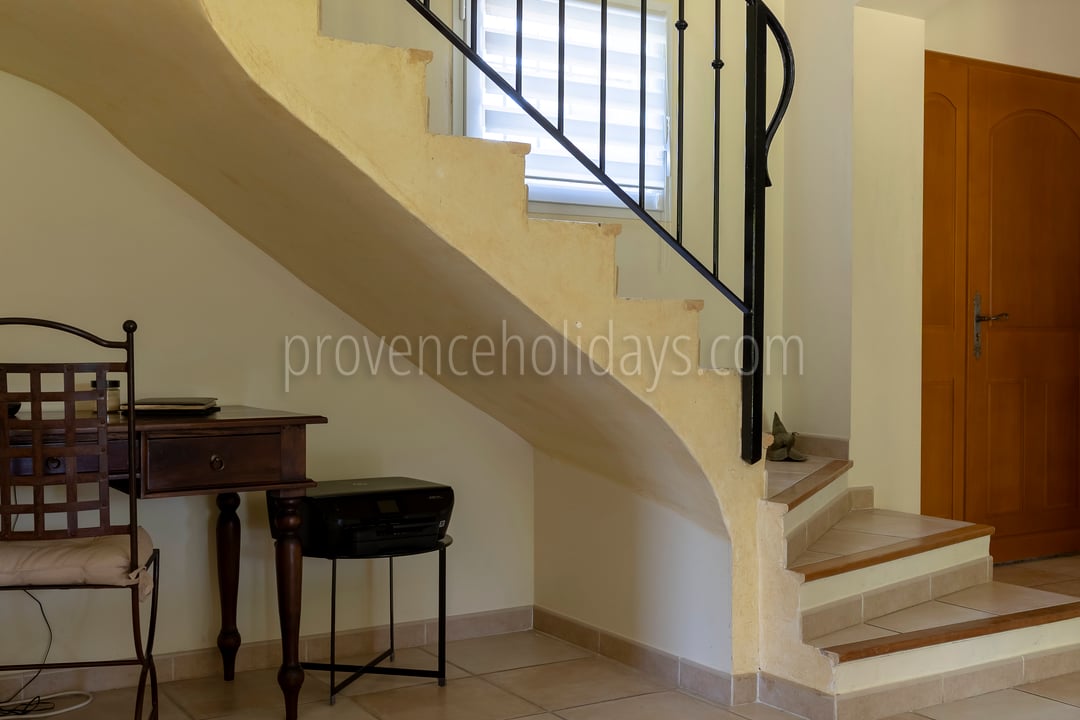 35 - Chez Alare: Villa: Interior