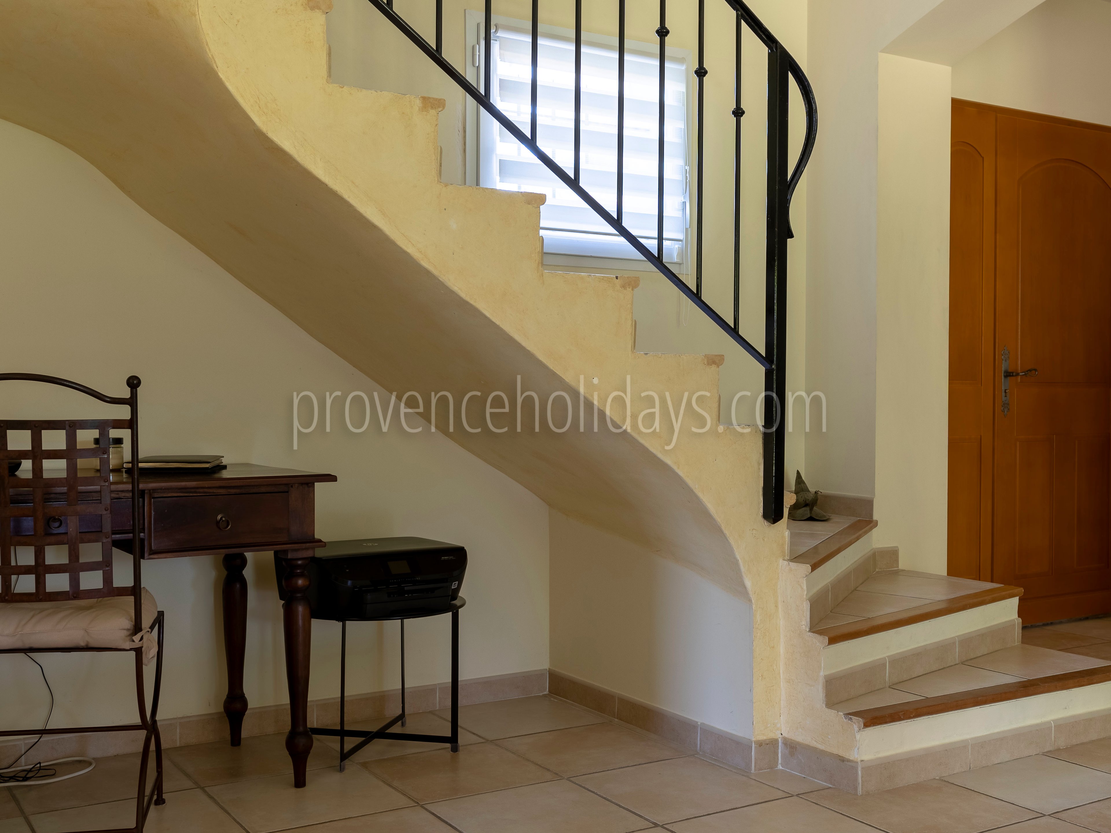 35 - Chez Alare: Villa: Interior