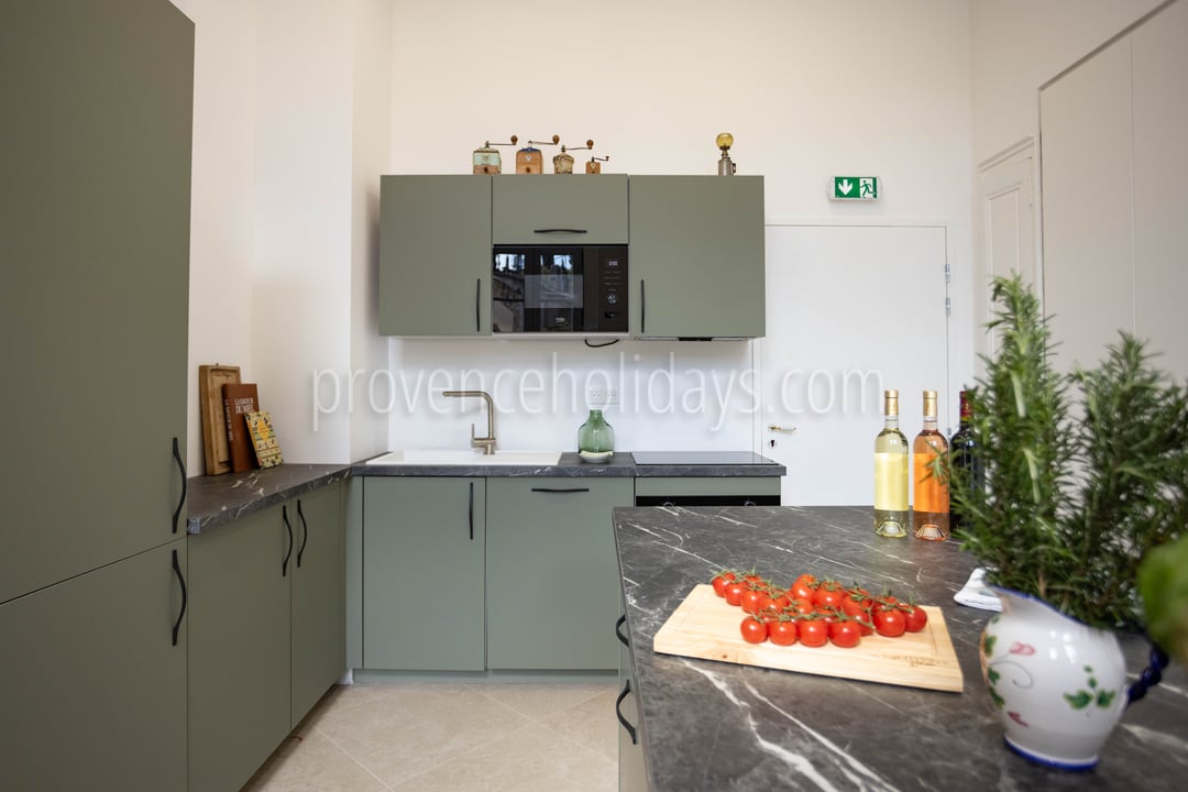 25 - Domaine Ora: Villa: Interior