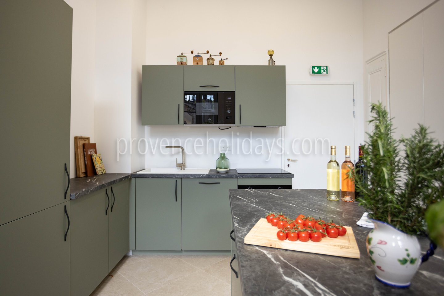 25 - Domaine Ora: Villa: Interior