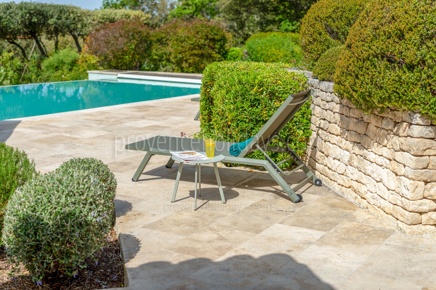 19 - Villa Provençale: Villa: Pool