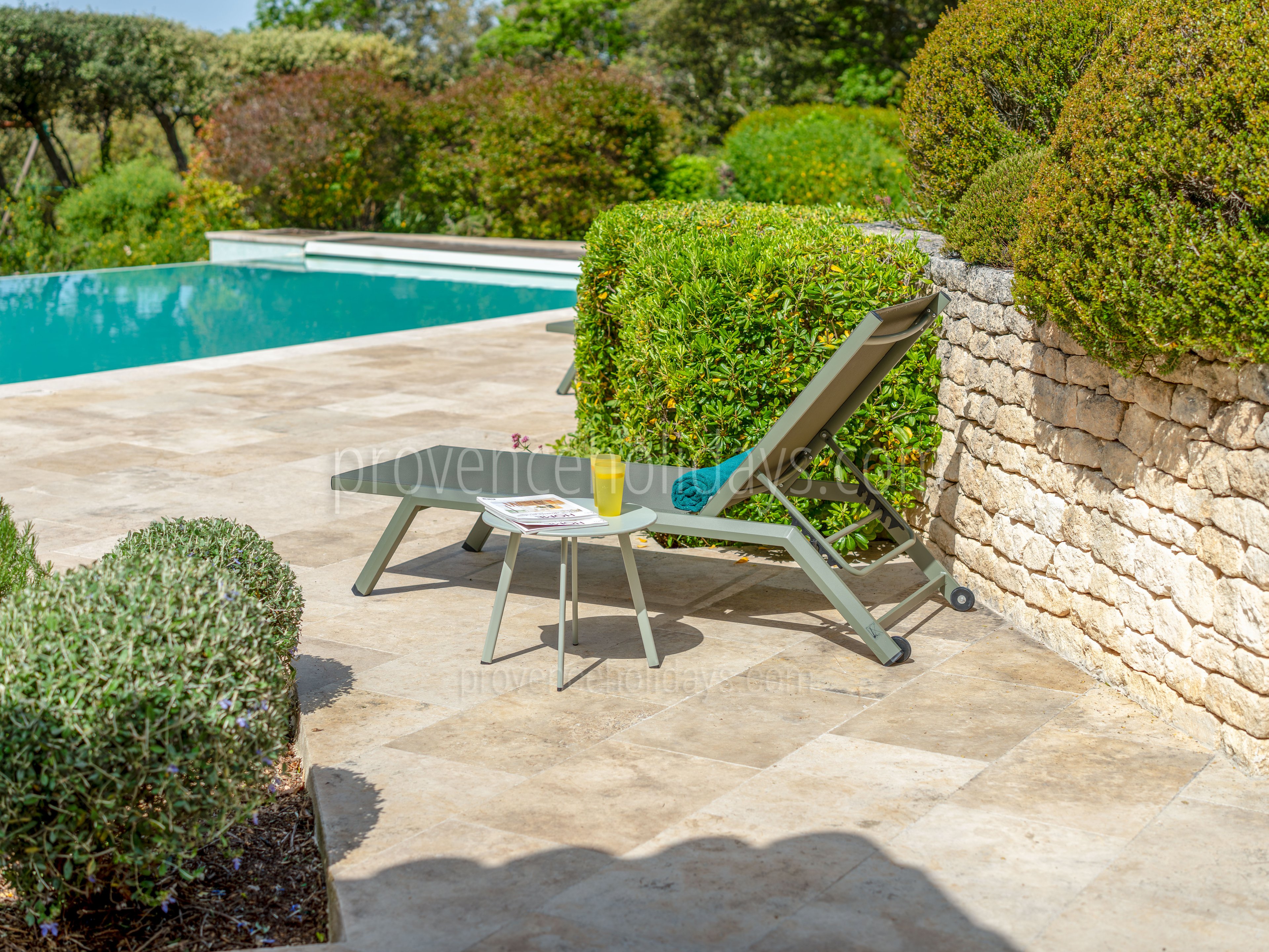19 - Villa Provençale: Villa: Pool