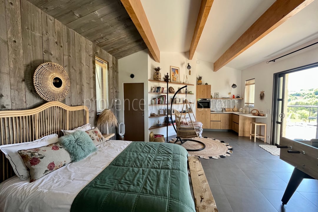 28 - Le Mas du Vallon: Villa: Bedroom