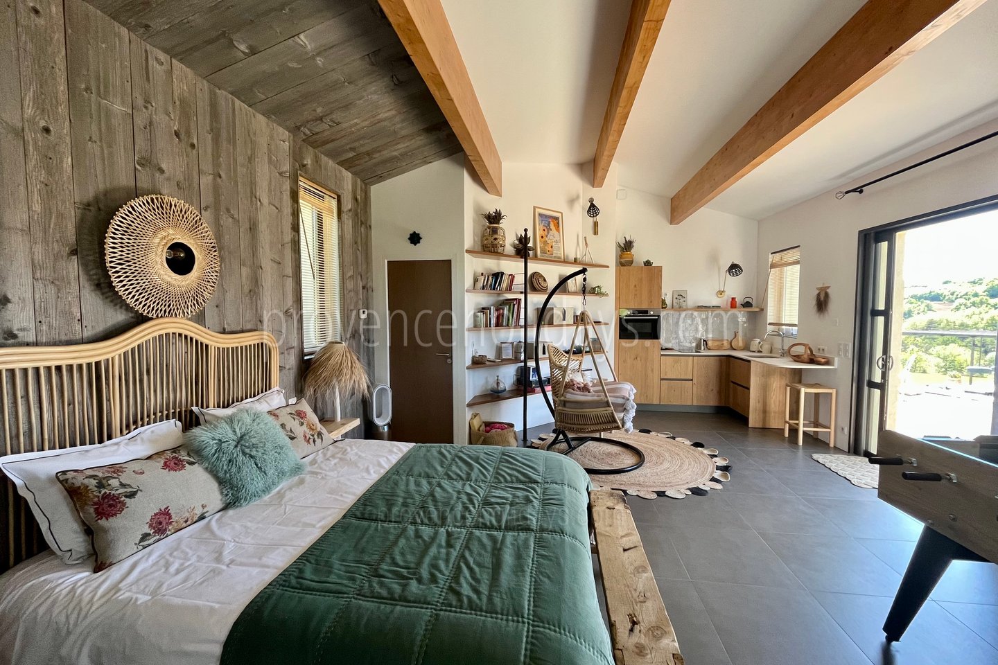 28 - Le Mas du Vallon: Villa: Bedroom