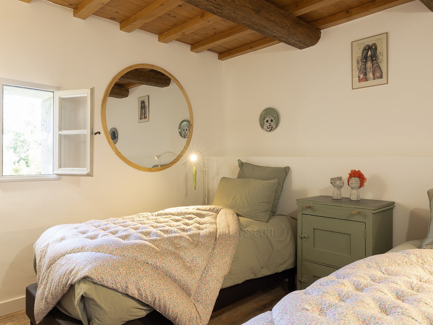 31 - Maison des Alpilles: Villa: Bedroom