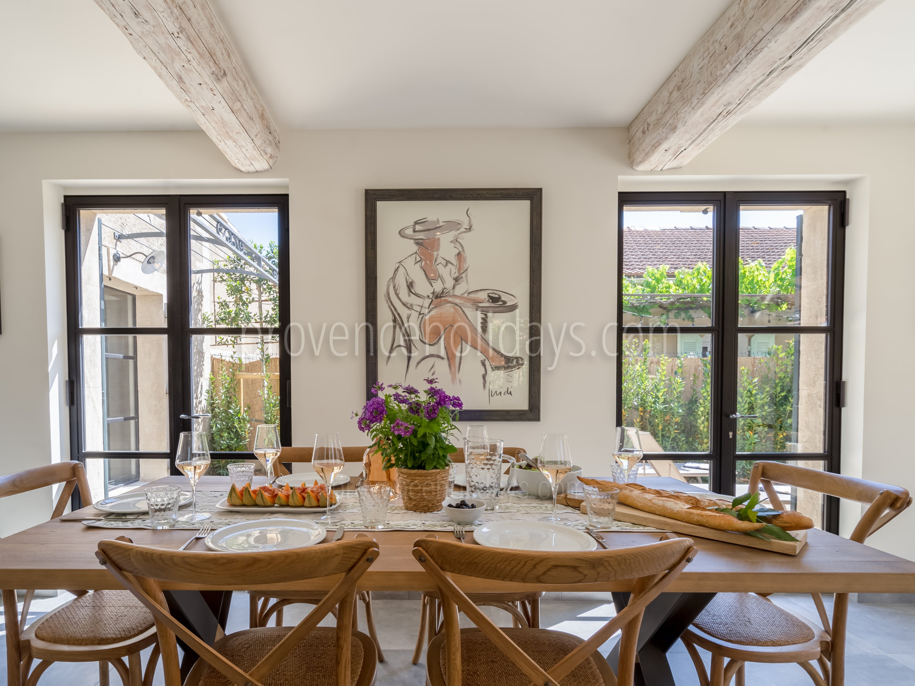 8 - Mas des Amandes: Villa: Interior