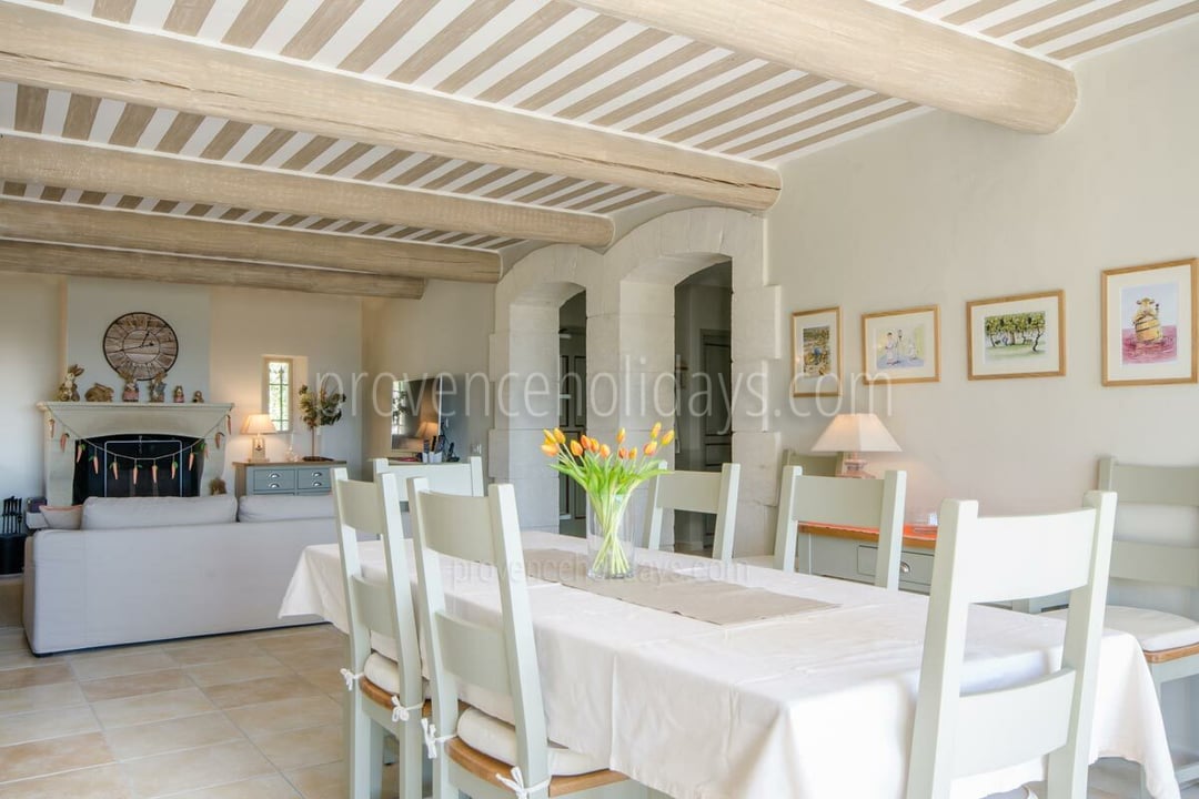 28 - Le Mas de Gordes: Villa: Interior