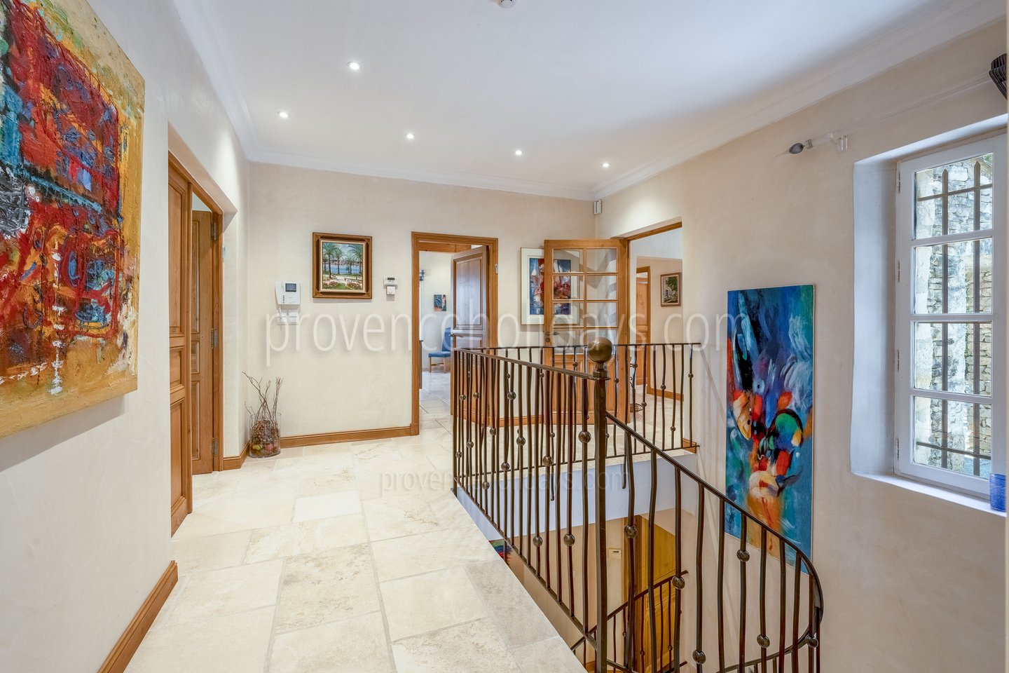 20 - La Pierre d\'Or: Villa: Interior
