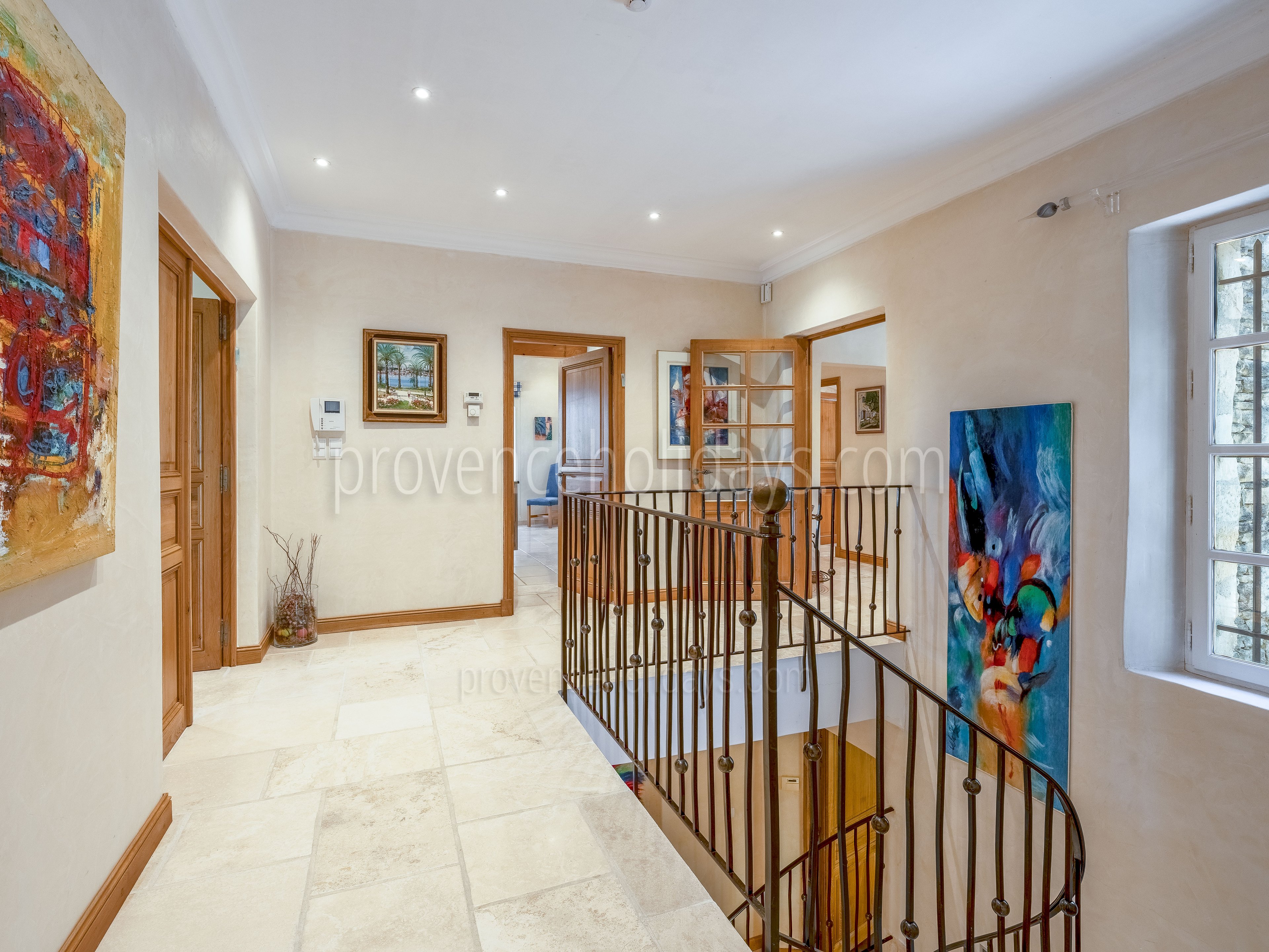 20 - La Pierre d\'Or: Villa: Interior