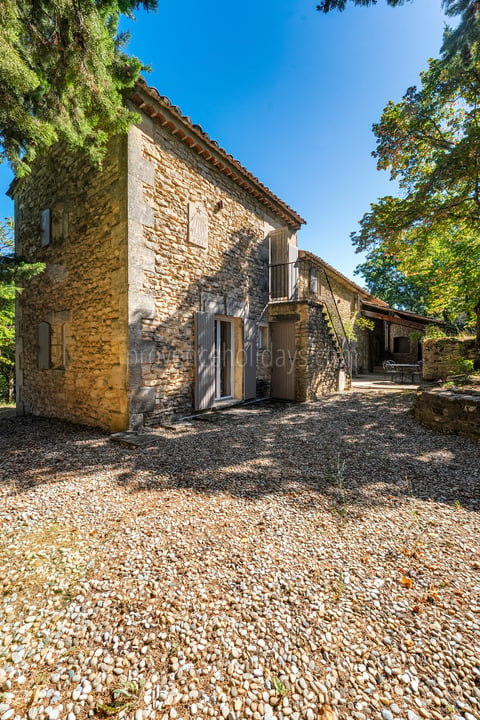 24 - Domaine des Pierres: Villa: Exterior