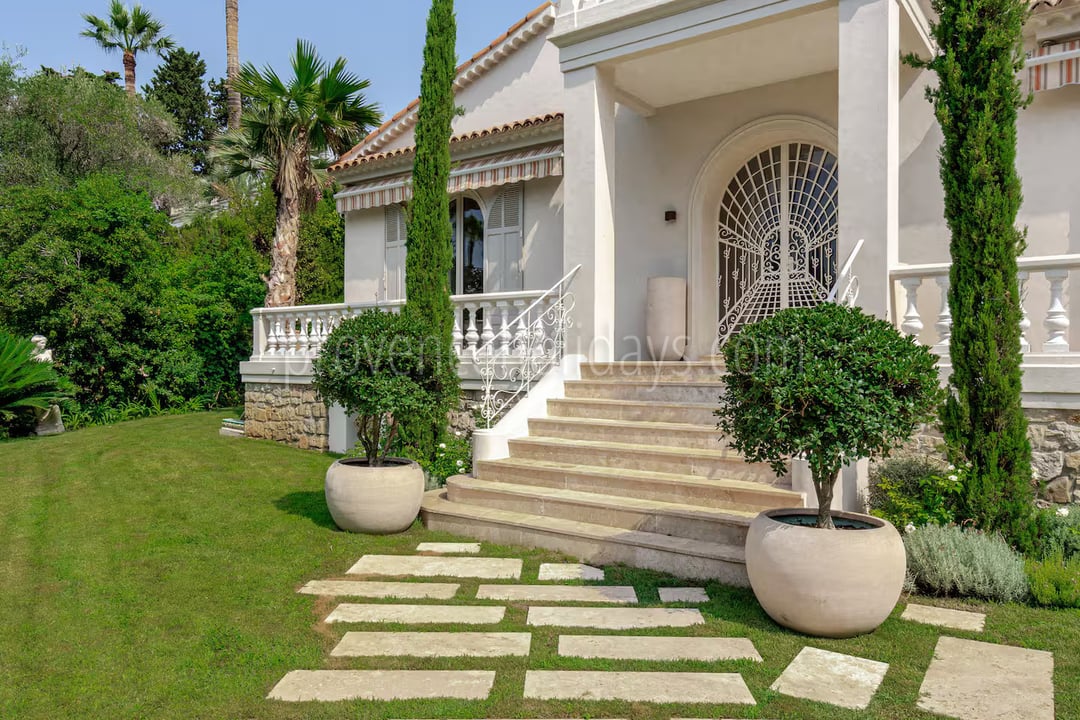 82 - Villa Elite: Villa: Exterior