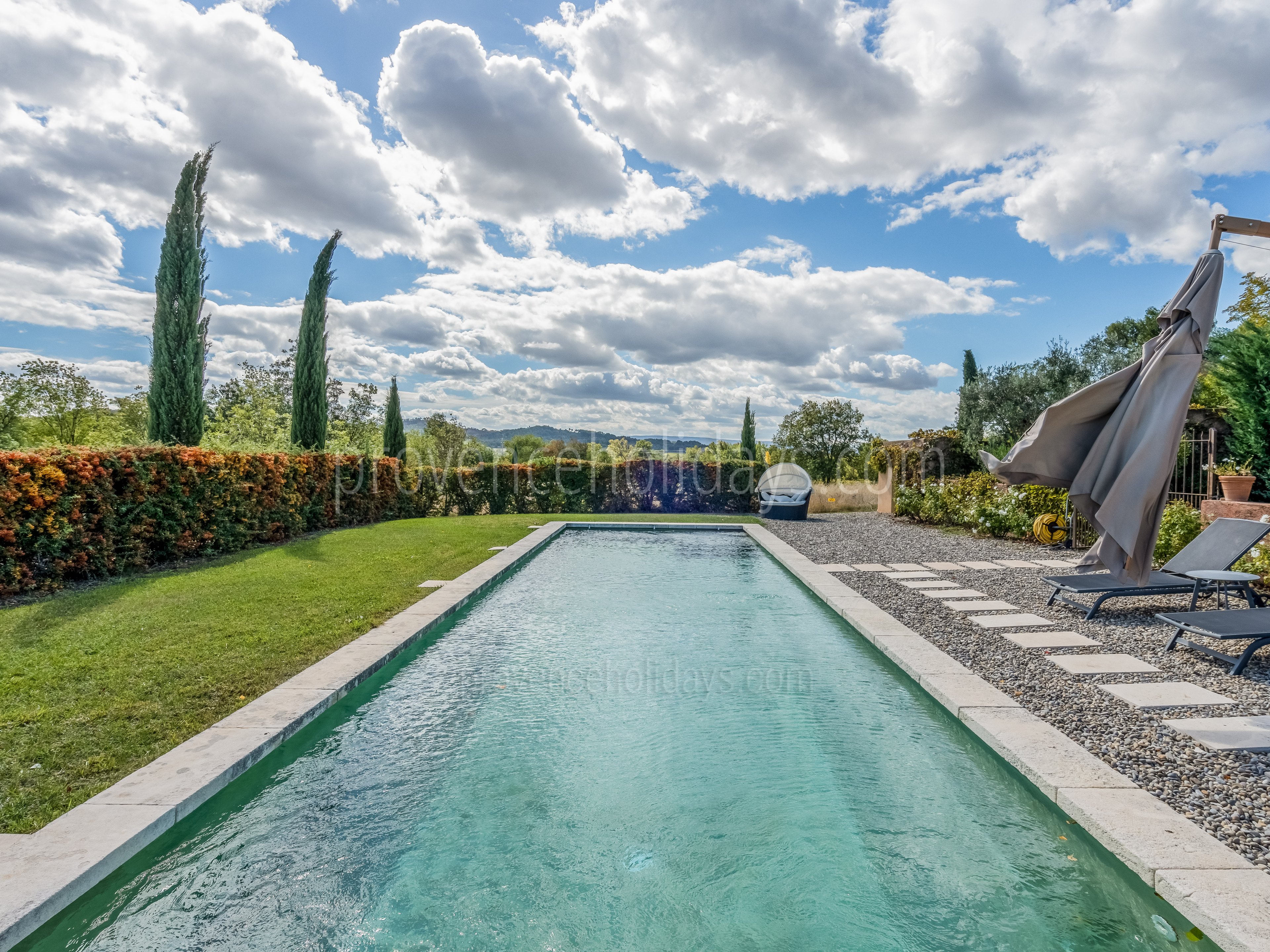 26 - Mas des Barbiers: Villa: Pool
