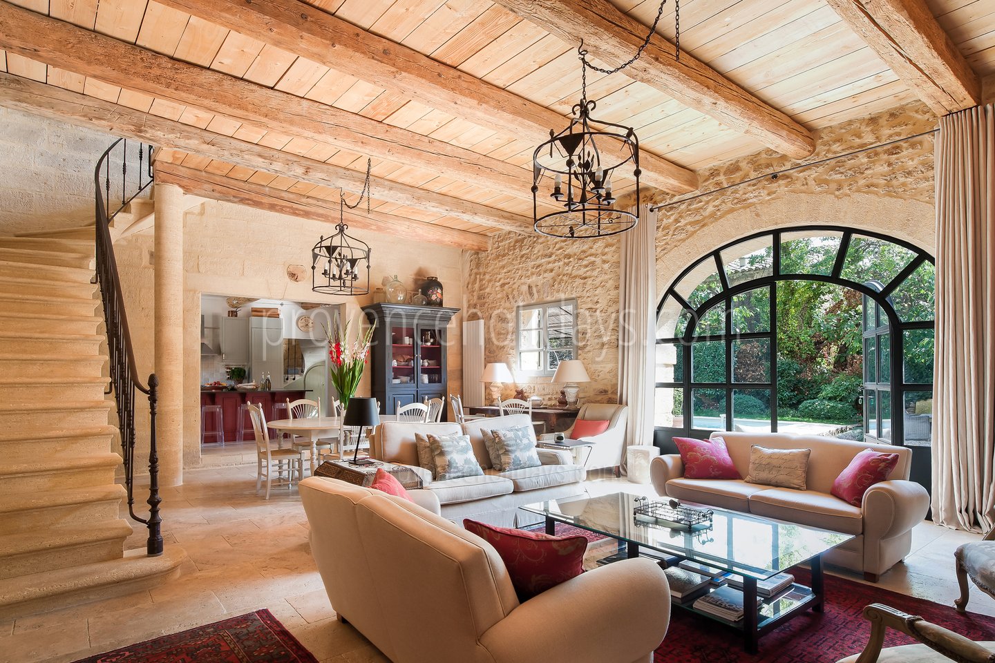2 - Mas Pont-du-Gard: Villa: Interior