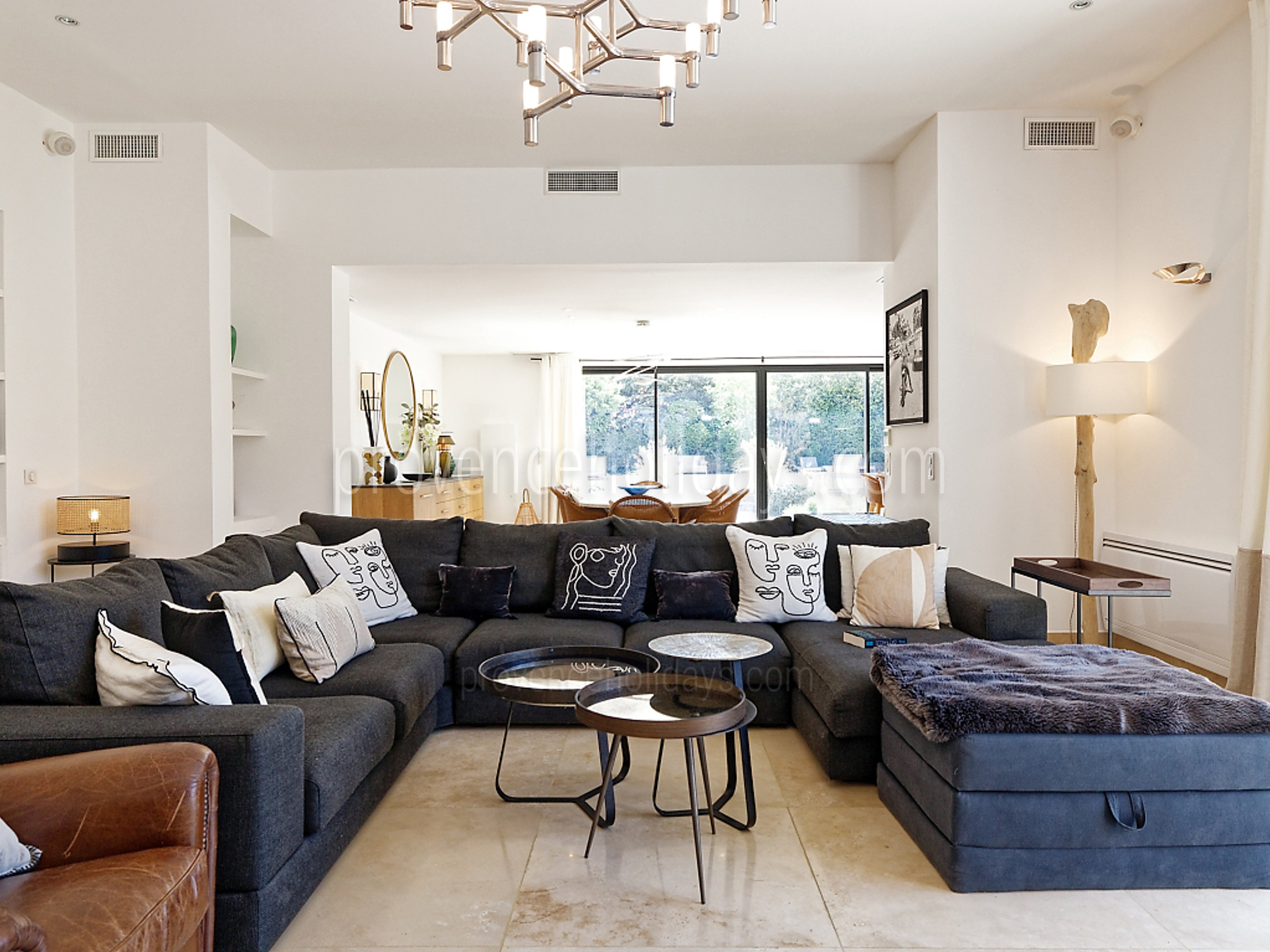 34 - Mas Aurelia: Villa: Interior