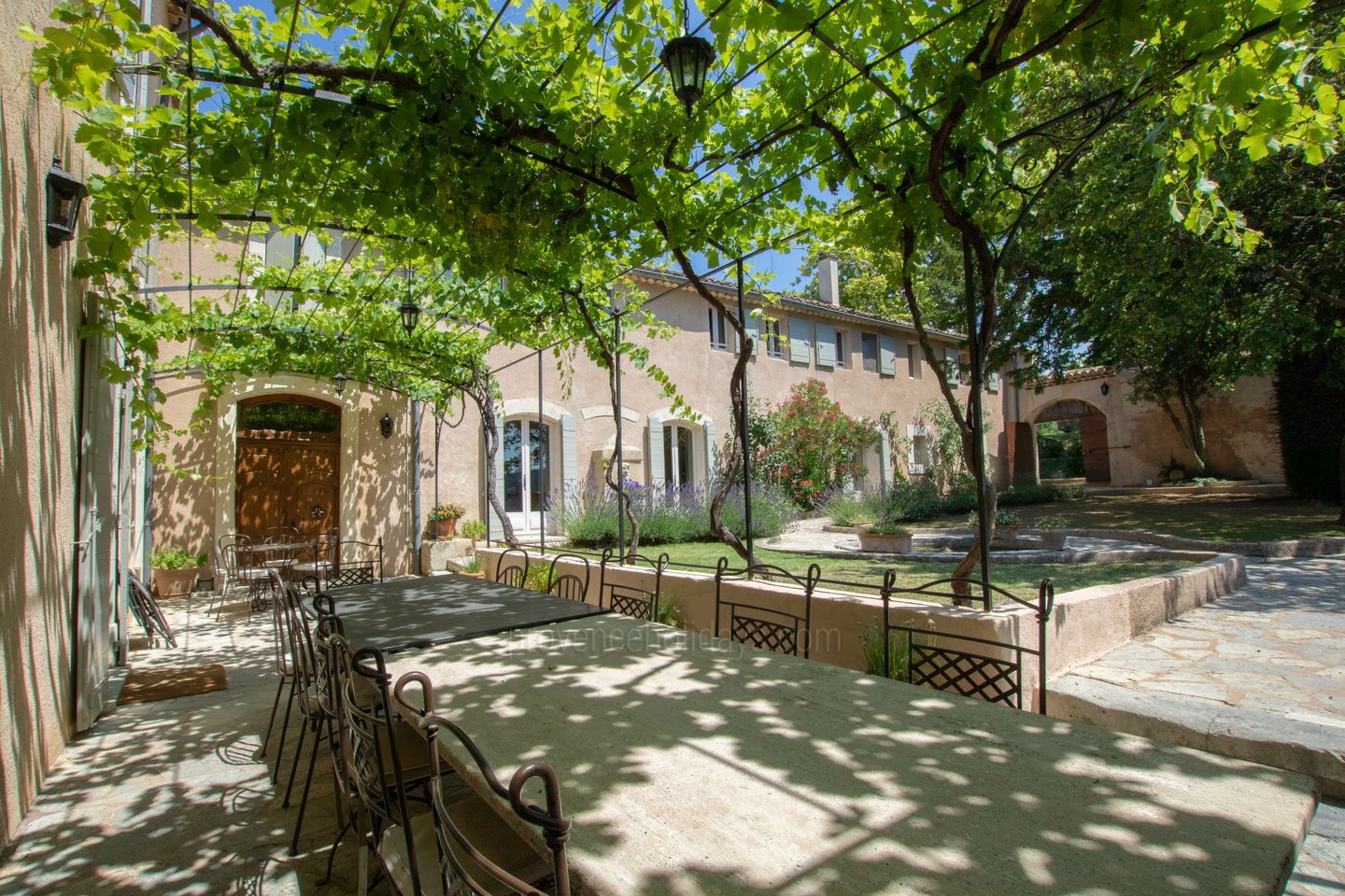 25 - Château des Templiers: Villa: Exterior