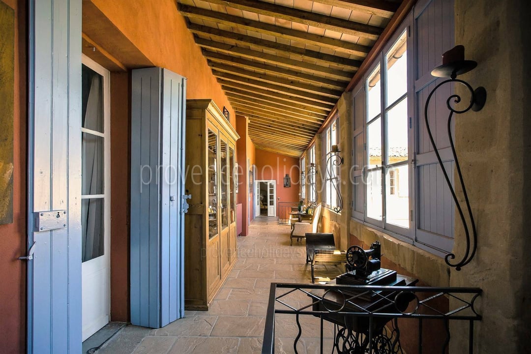 33 - Domaine d\'Uzès: Villa: Interior