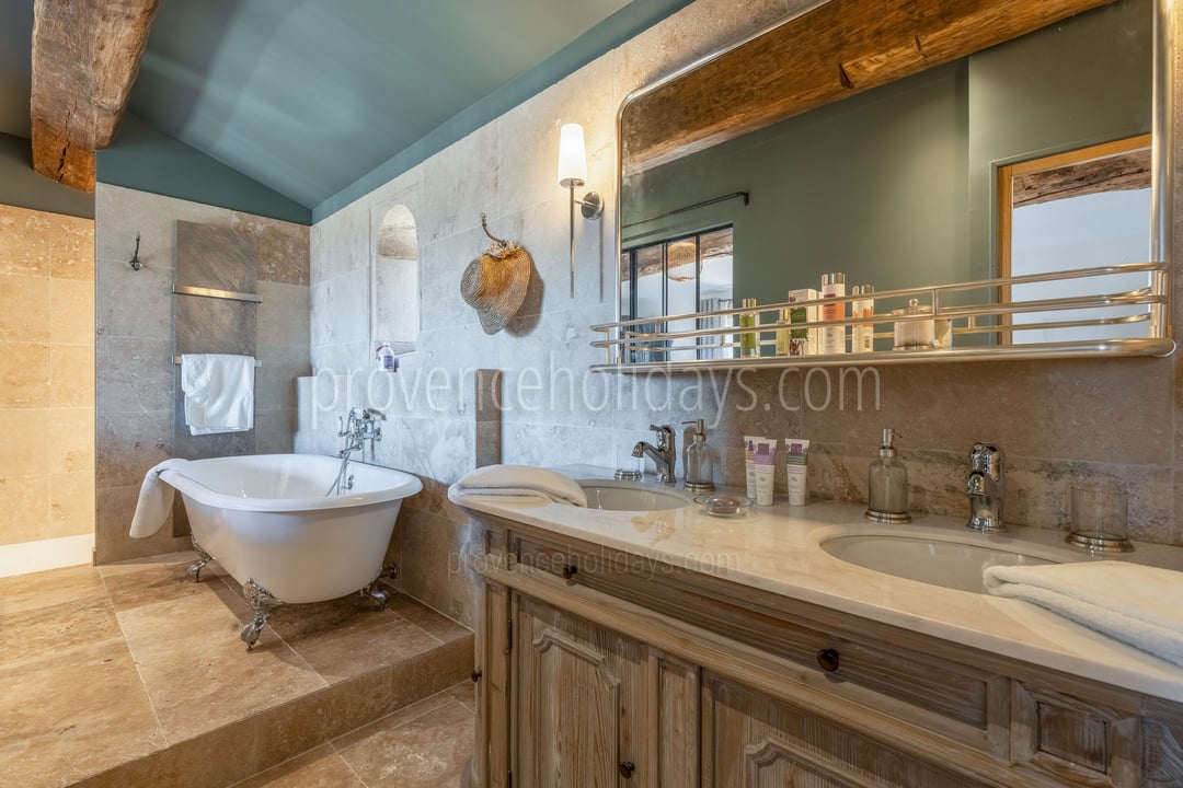 54 - Domaine Château du Bois: Villa: Bathroom
