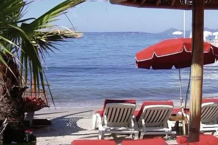 Colombier Plage