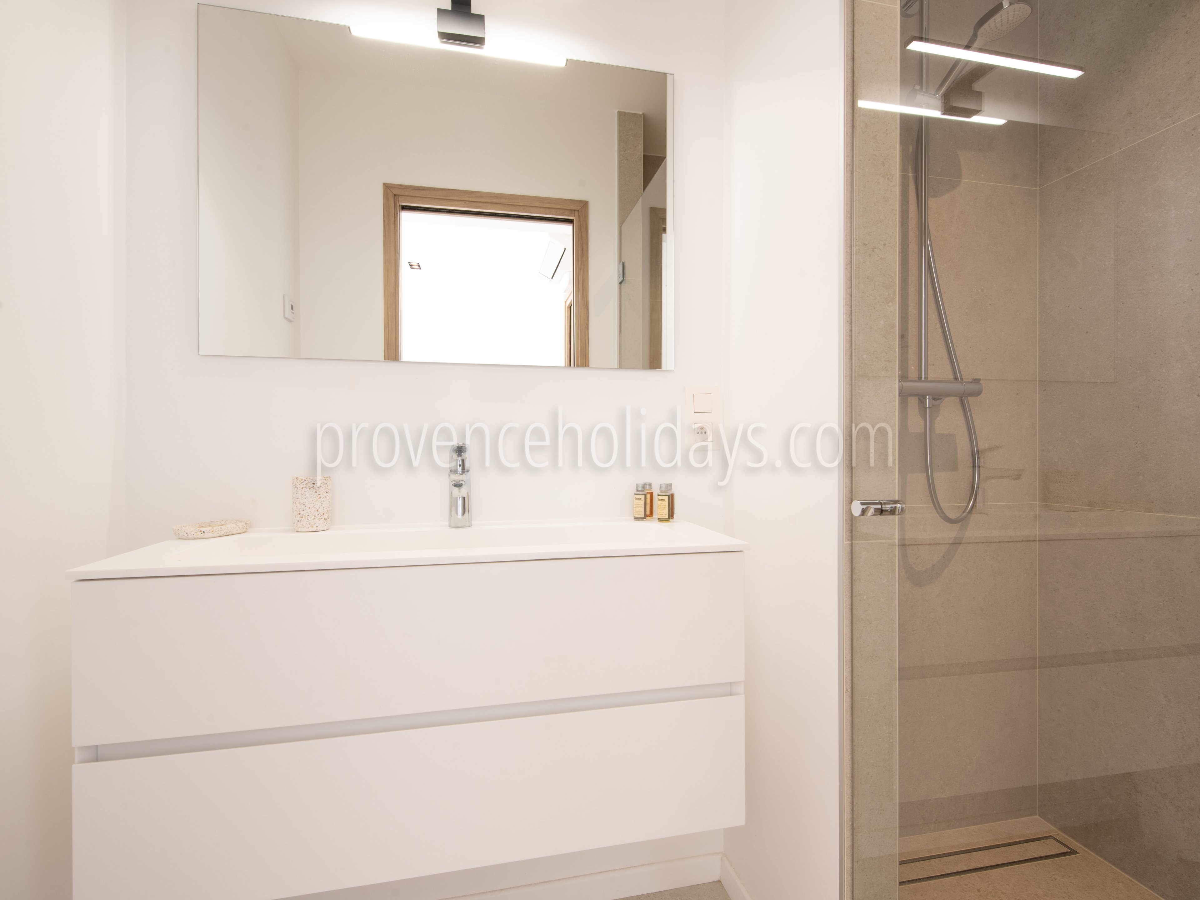 10 - Villa Baya: Villa: Bathroom