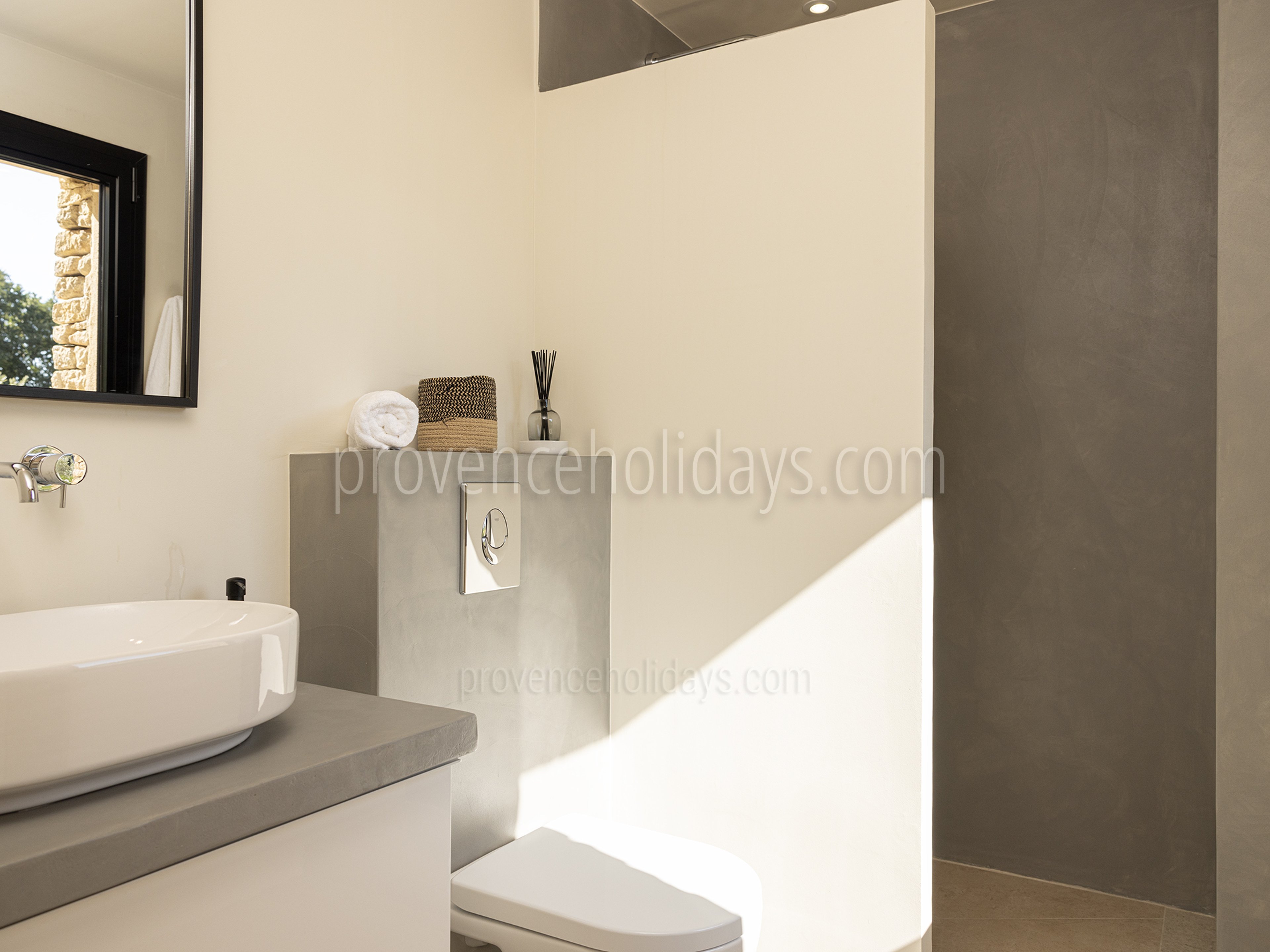 15 - Mas des Firmins: Villa: Bathroom
