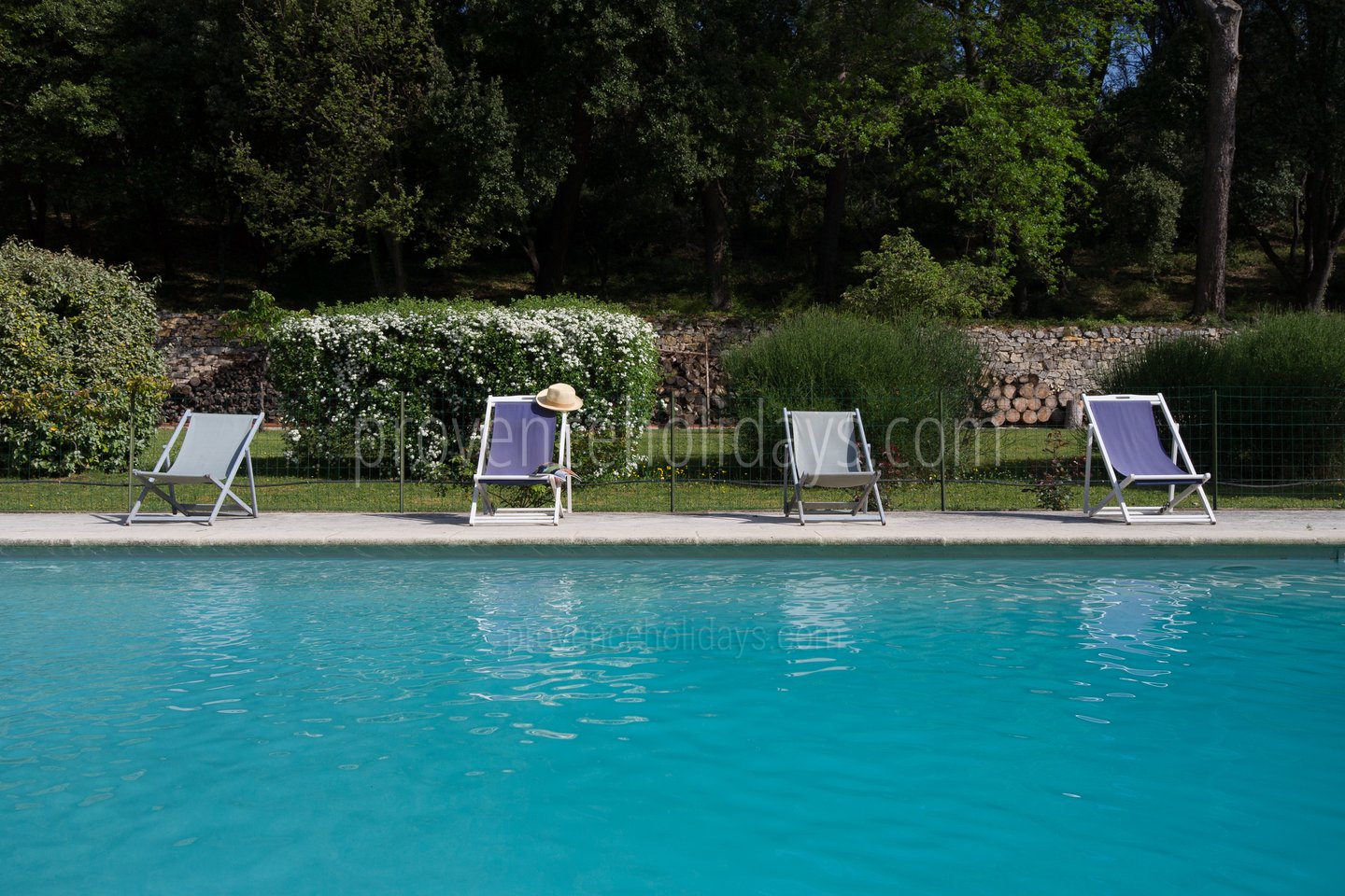 19 - Chez Christelle: Villa: Pool