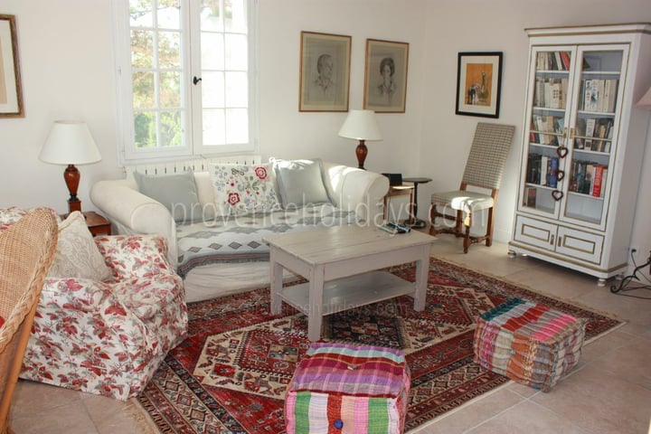 10 - Mas Blauvac: Villa: Interior
