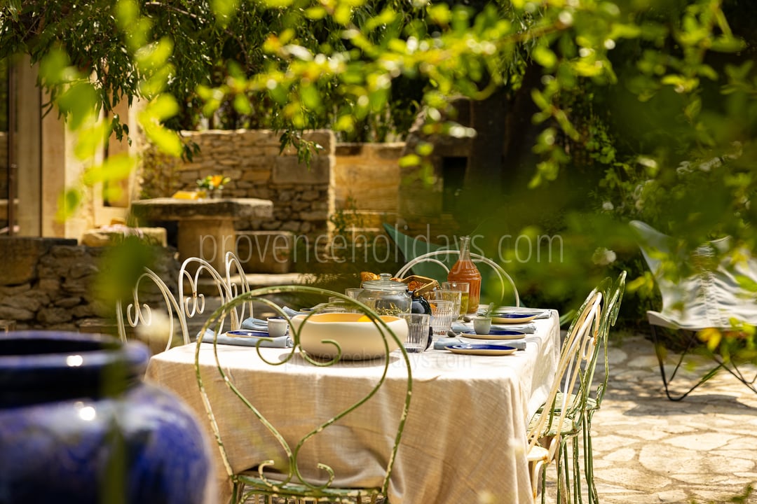 59 - Le Mas Secret: Villa: Exterior