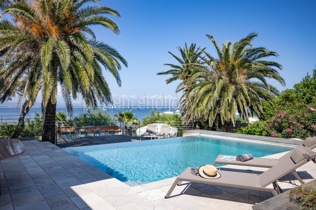 6 - Villa Giens: Villa: Pool