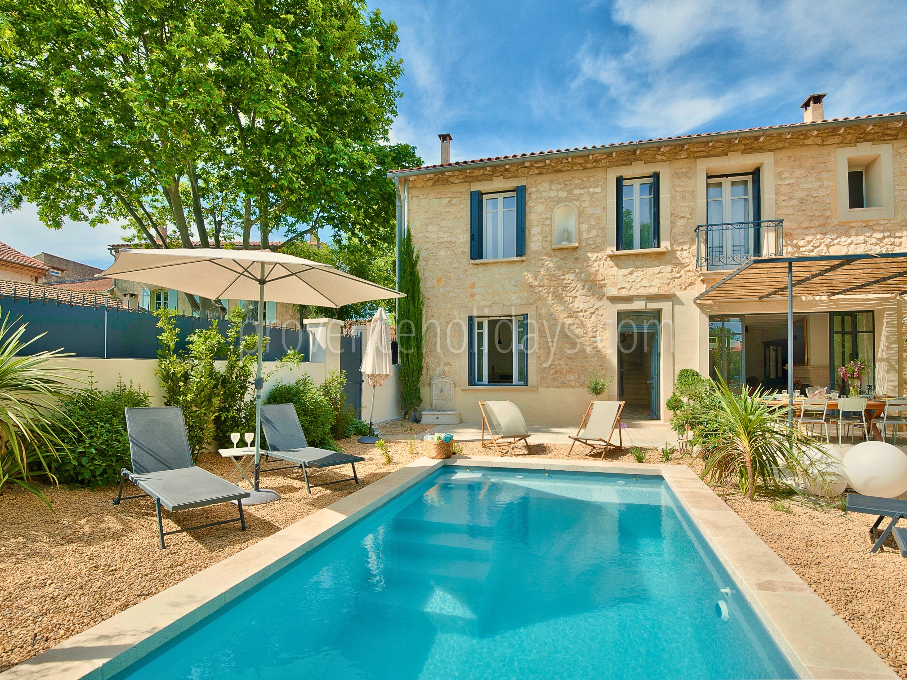 31 - L’Écrin de Maillane: Villa: Pool