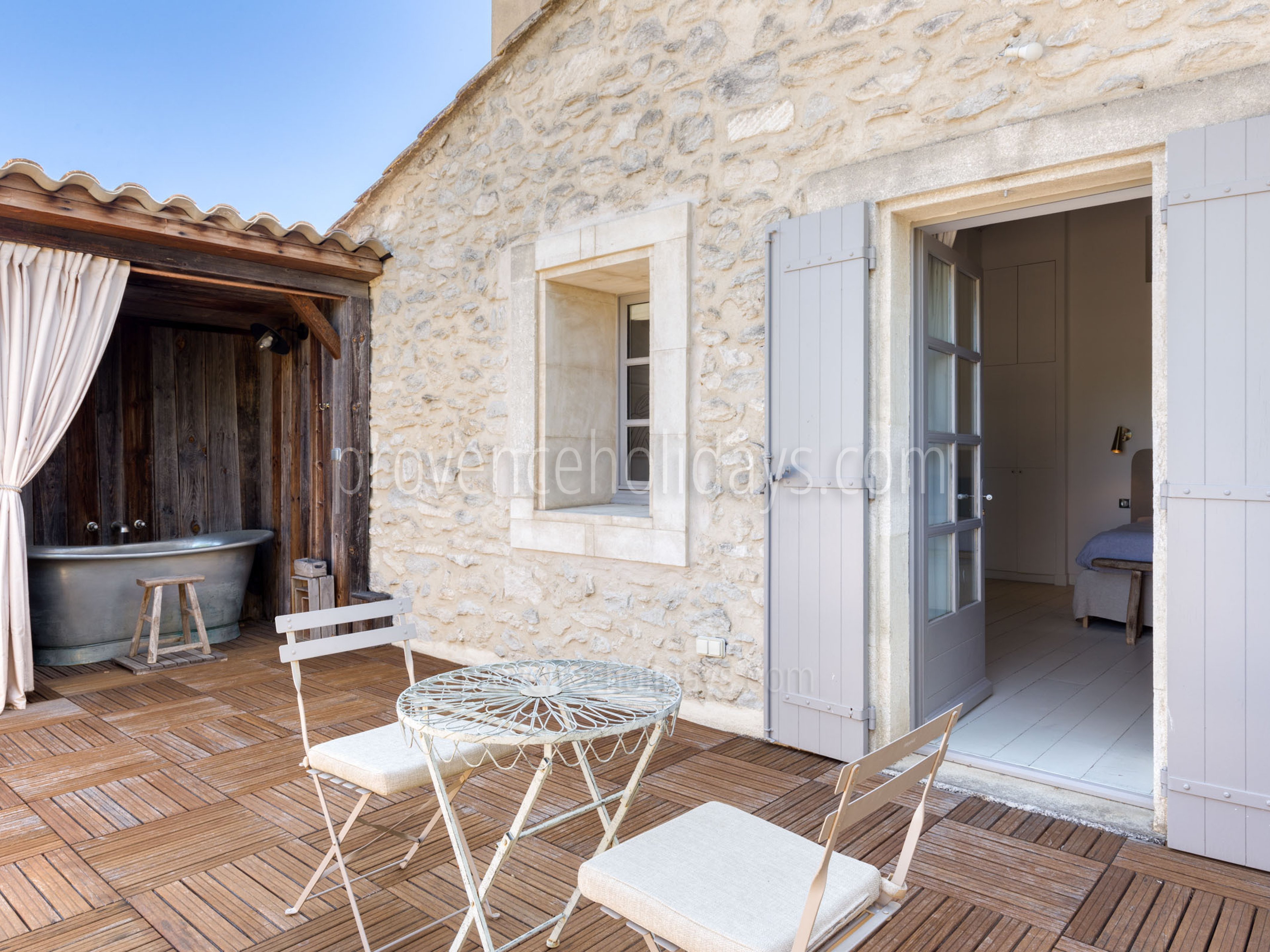 39 - Mas Province: Villa: Exterior