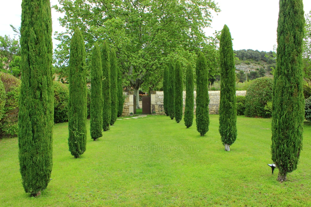 8 - Le Mas de la Combe: Villa: Exterior