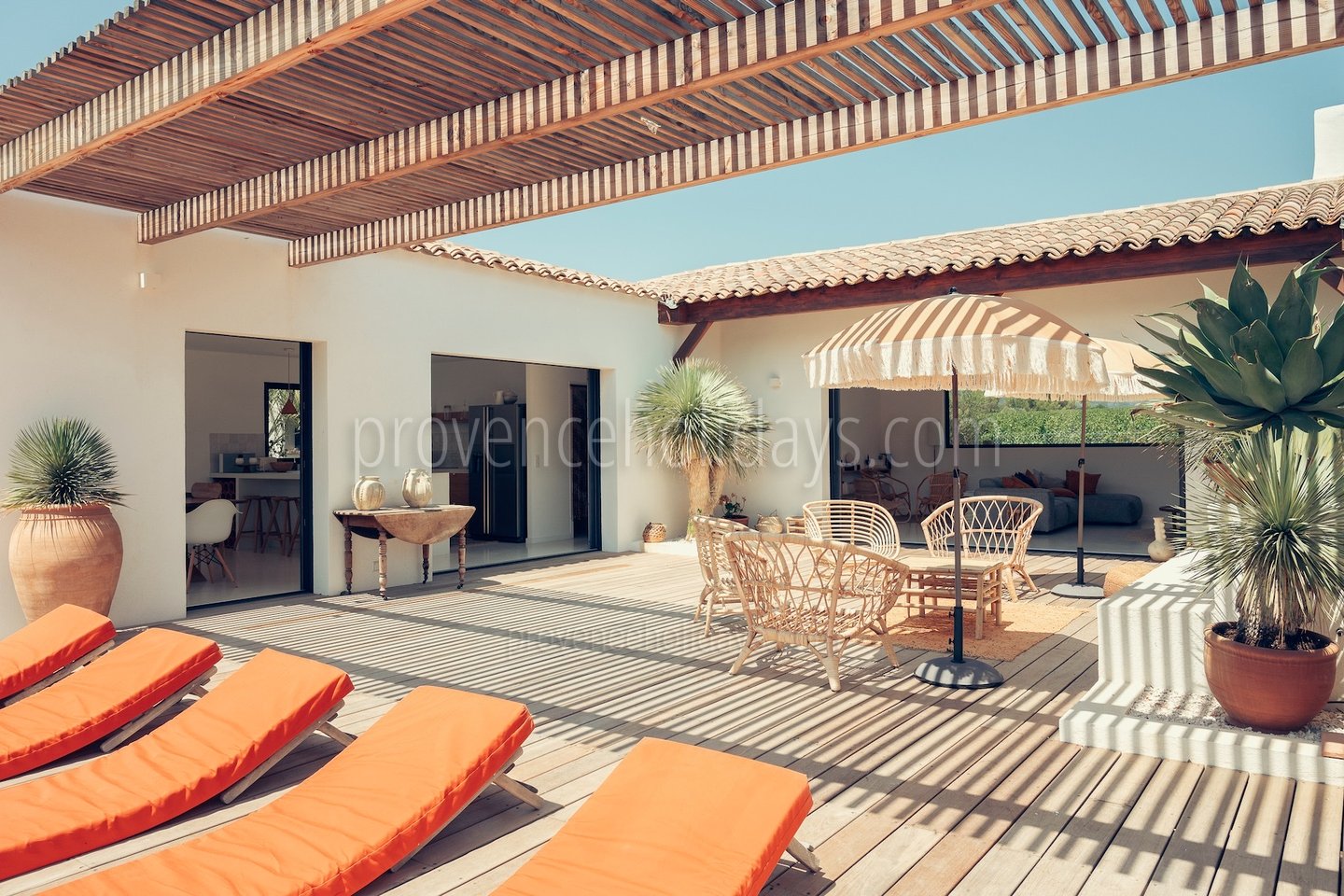 6 - Villa Solea: Villa: Exterior
