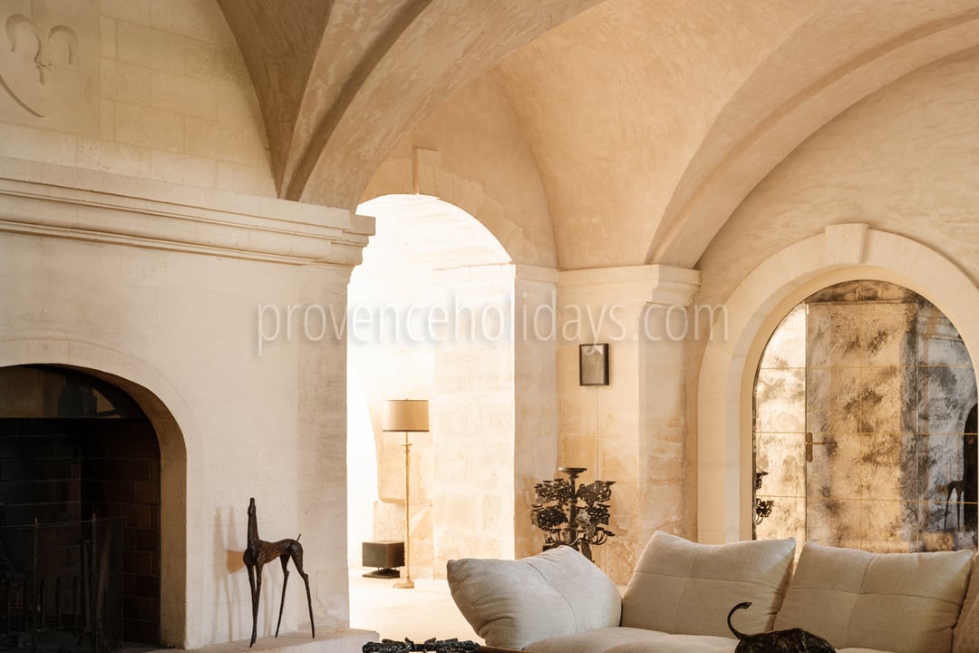 70 - Mas de Maussane: Villa: Interior