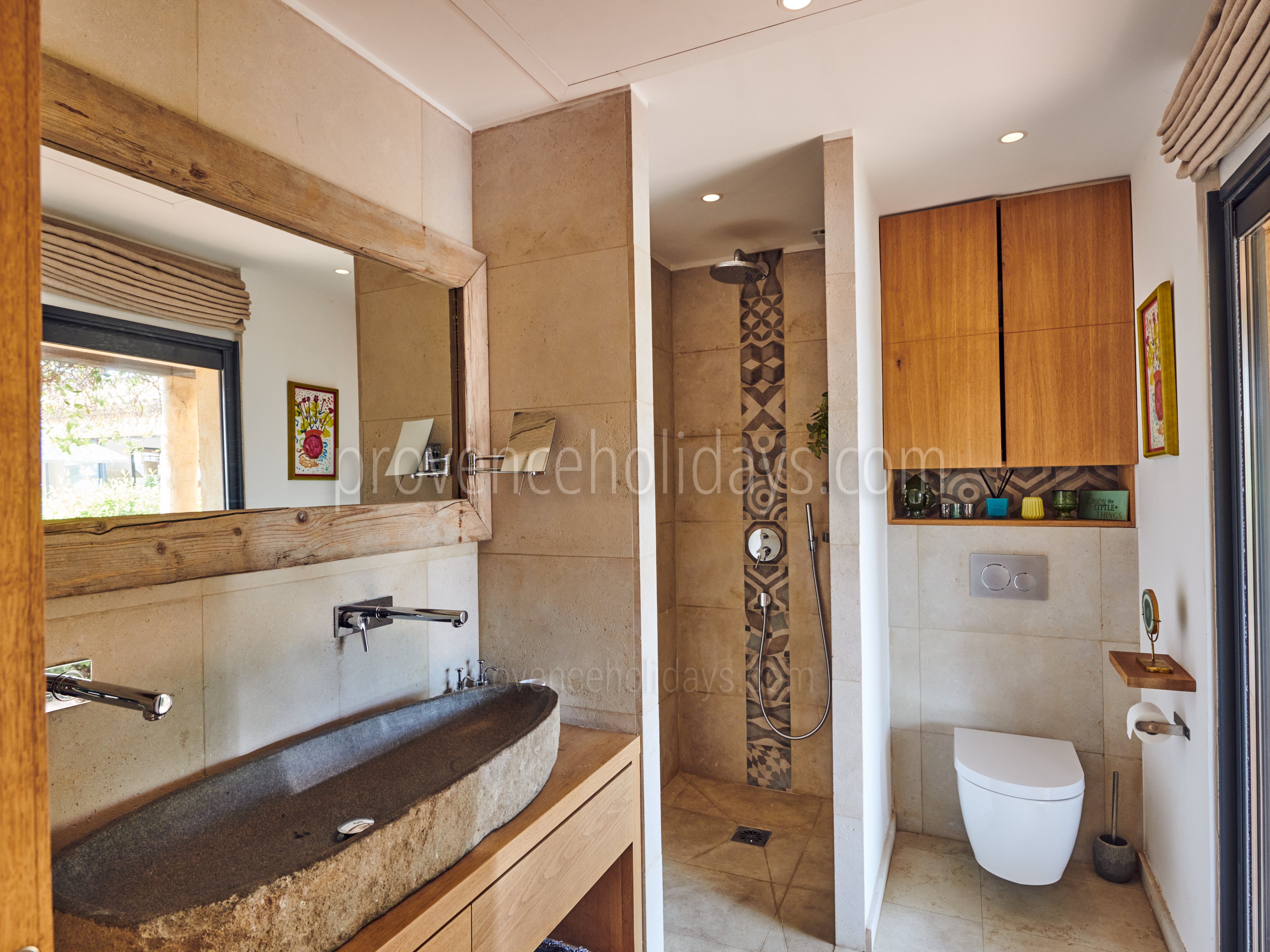 10 - Mas Spinelle: Villa: Bathroom