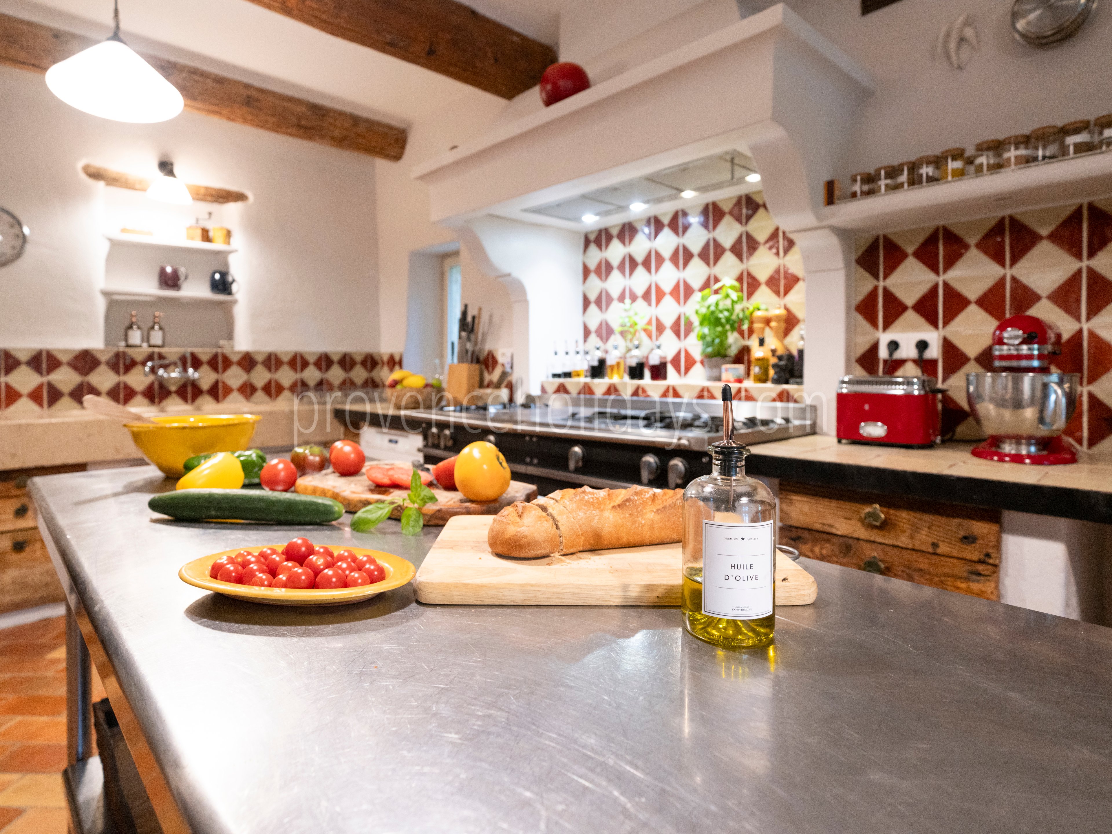 63 - La Bastide Neuve: Villa: Interior