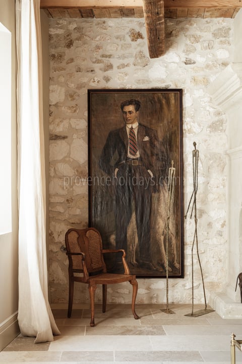19 - Mas des Oliviers: Villa: Interior