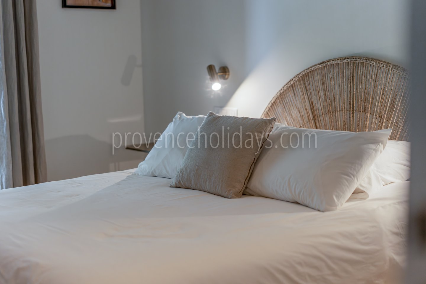 21 - Mas Estello: Villa: Bedroom