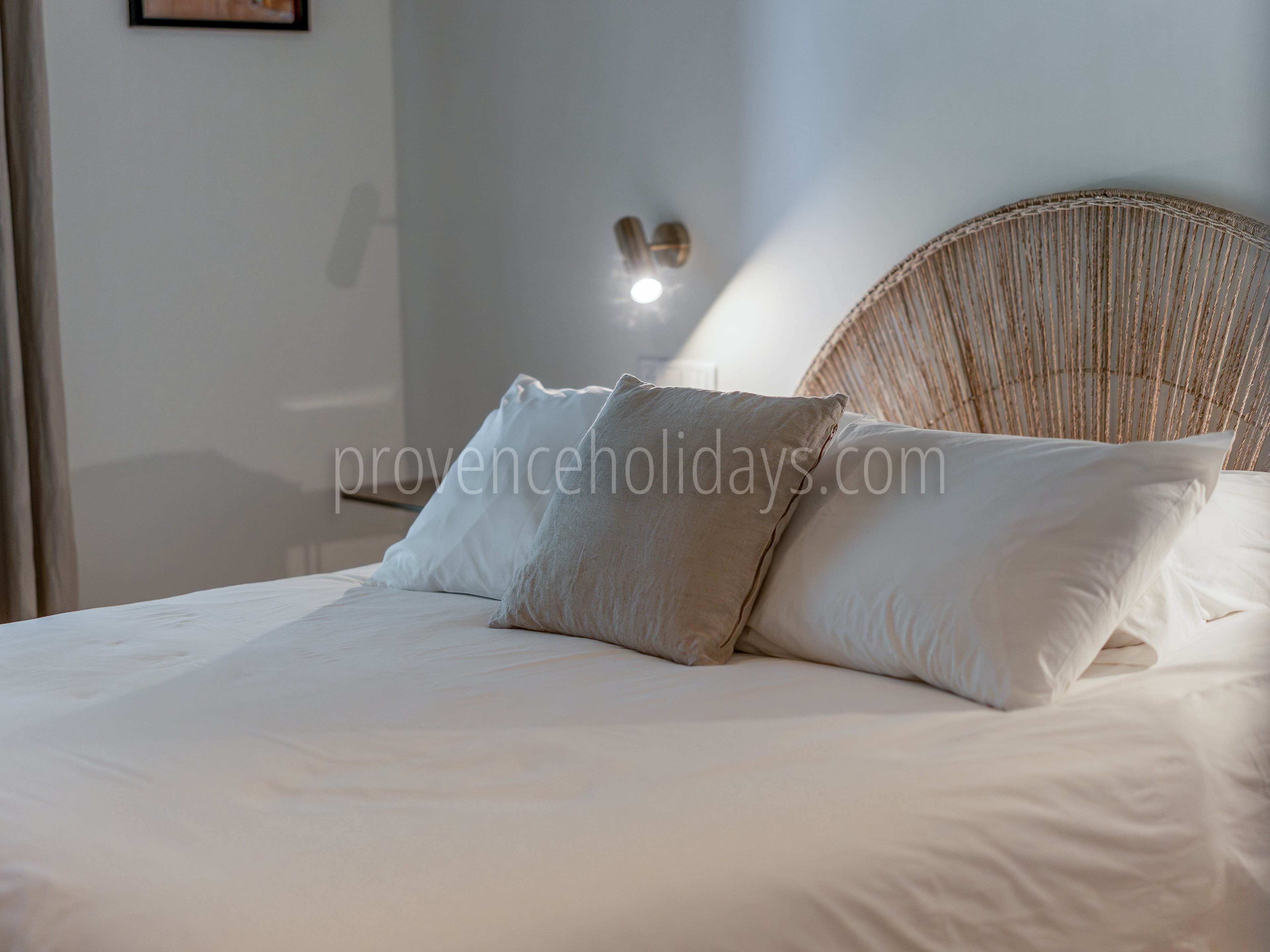 21 - Mas Estello: Villa: Bedroom